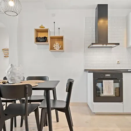 Apartment Calahonda Family By Costarentals - Ref 205